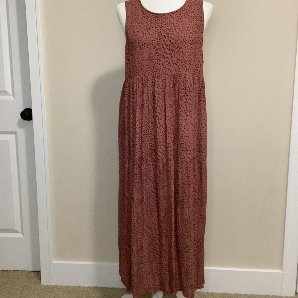 Wishlist Sleeveless Maxi Dress. Medium